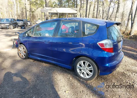 2010 Honda Fit Sport из США, поврежденный, VIN JHMGE8H42AS028134
